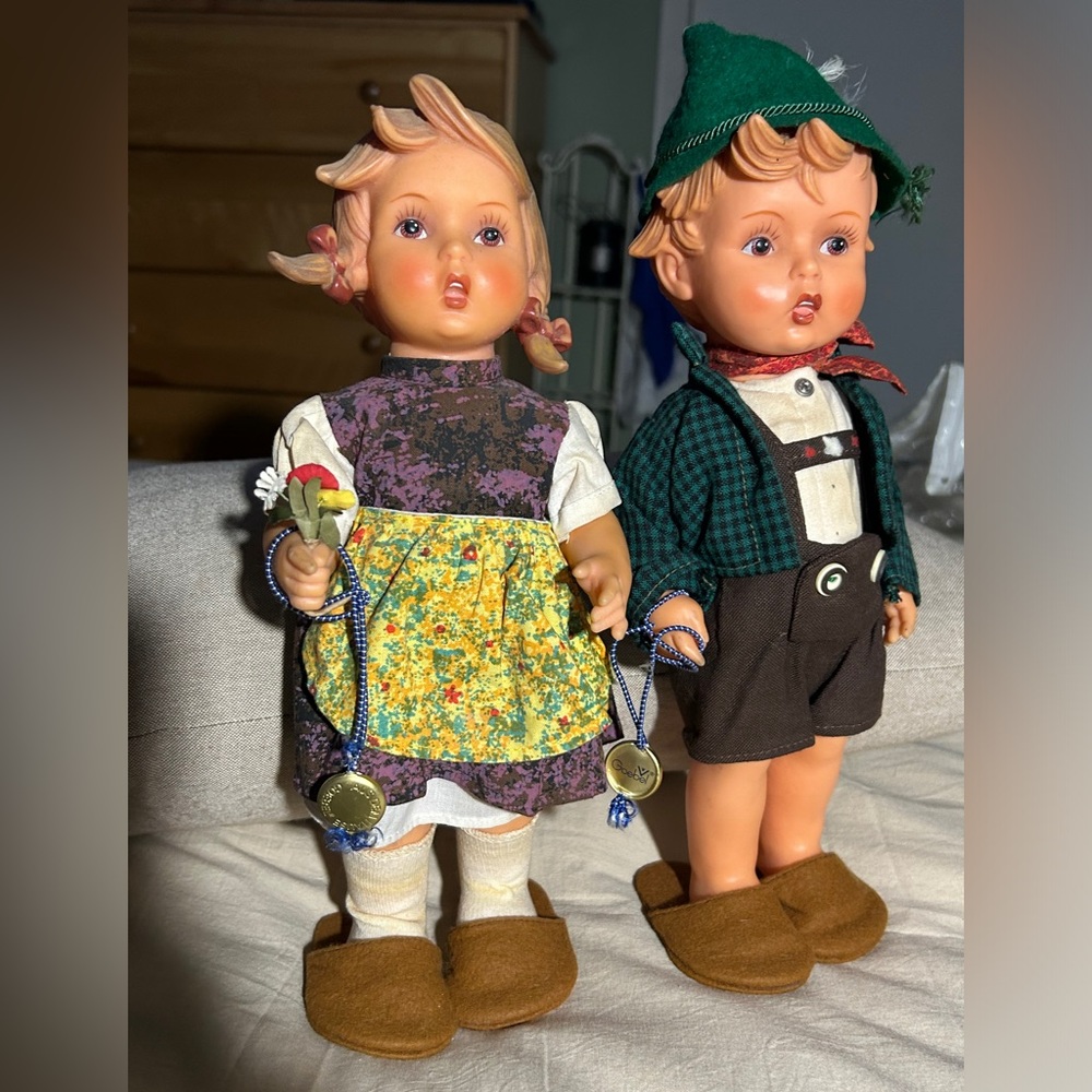 Vintage Goebel Hummel Dolls: Set of Two